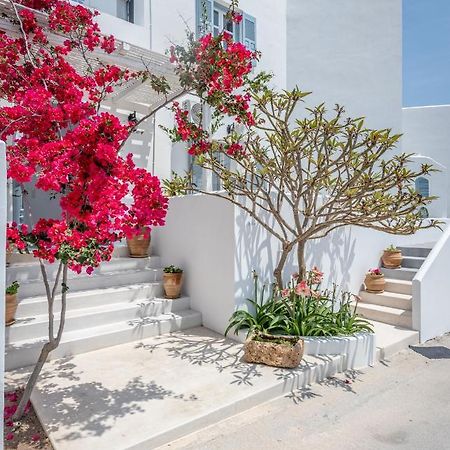 Anita Rooms & Suites Milos Adamantas  Екстериор снимка