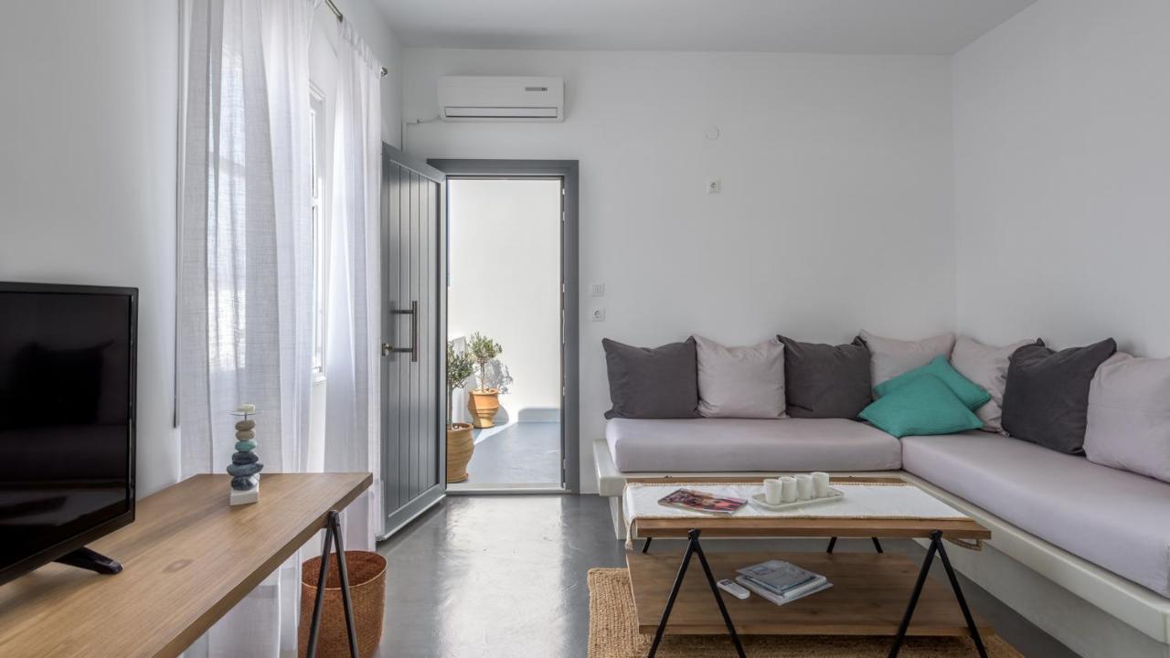 Anita Rooms & Suites Milos Adamantas  Екстериор снимка