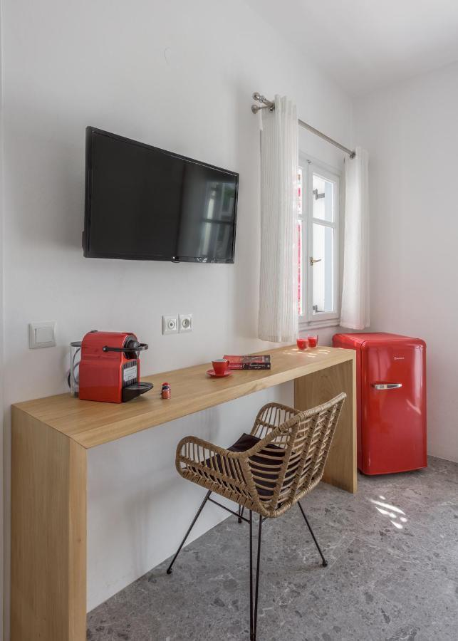 Anita Rooms & Suites Milos Adamantas  Екстериор снимка