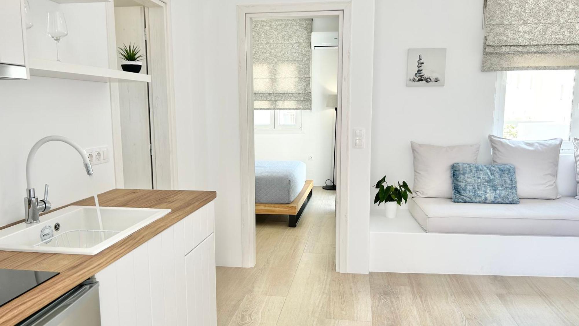Anita Rooms & Suites Milos Adamantas  Екстериор снимка