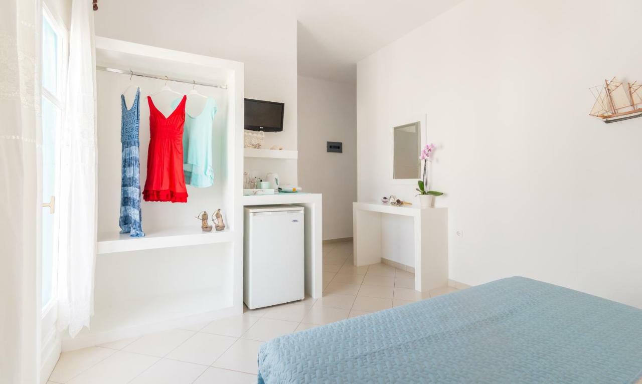 Anita Rooms & Suites Milos Adamantas  Екстериор снимка
