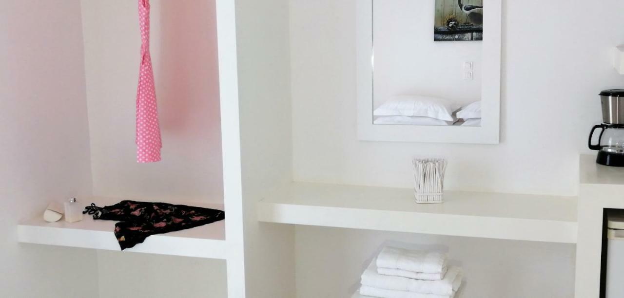Anita Rooms & Suites Milos Adamantas  Екстериор снимка